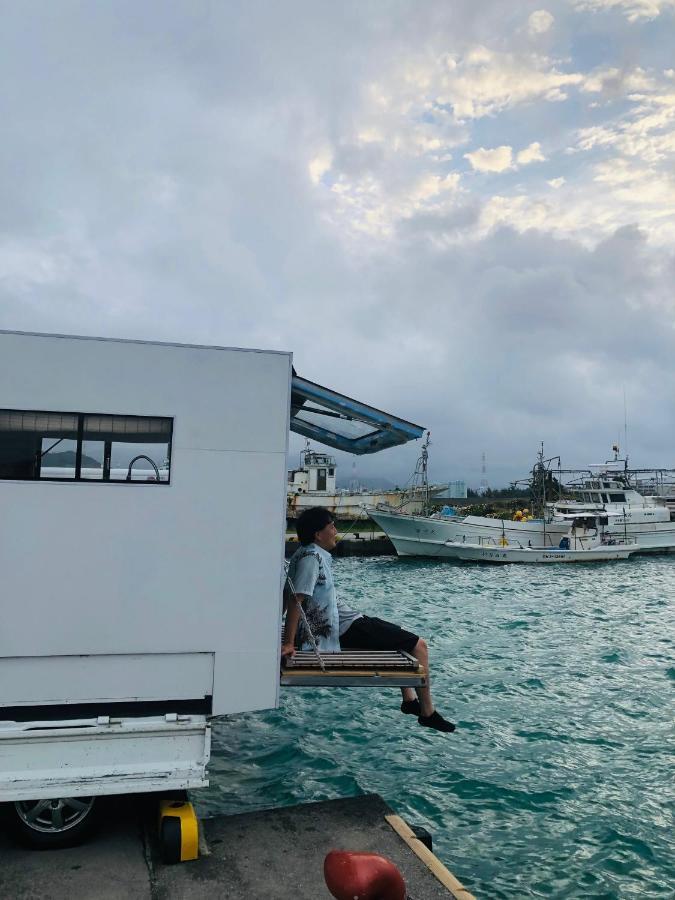 Yoko House Hotel Uruma Bagian luar foto